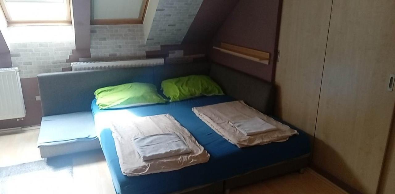 Levendula Lägenhet Bekescsaba Exteriör bild